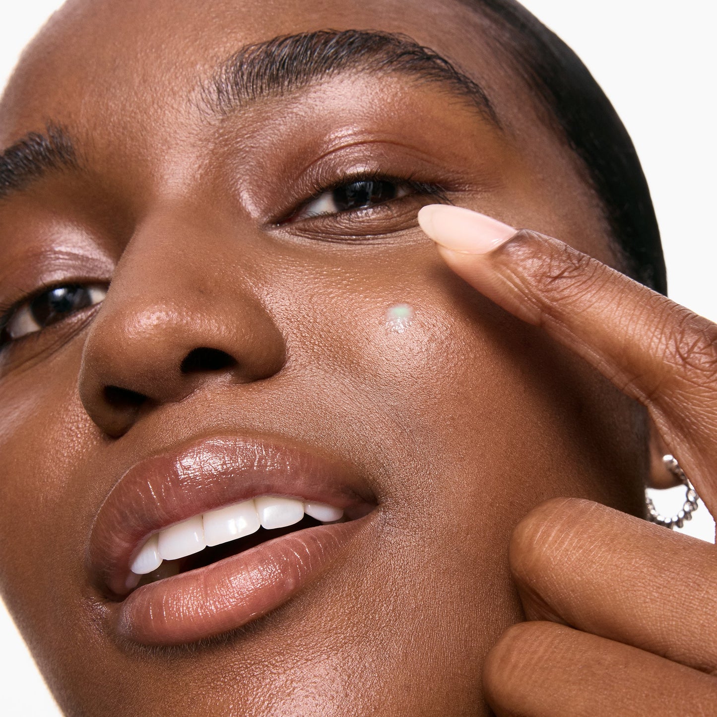 succinic-acid-acne-treatment-r0 SuccinicAcidTreatment_ModelGoopMacro_2000x2000_e7ad5946-f3be-4df1-af81-44a1aca395ef.jpg